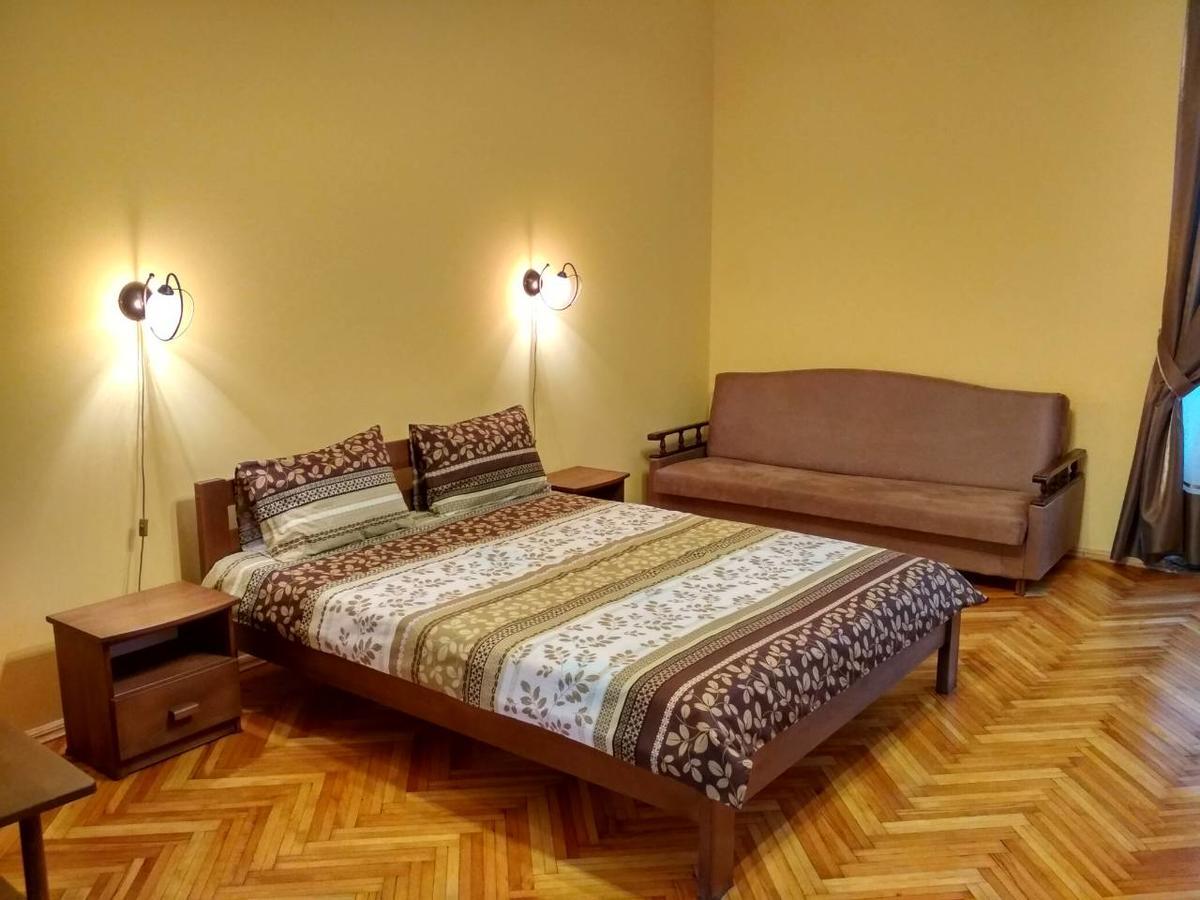 Apartment On Virmens'Ka Street Lviv Bagian luar foto